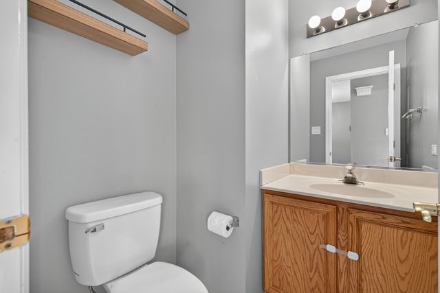 7002 W Belden Avenue, Chicago, IL 60707