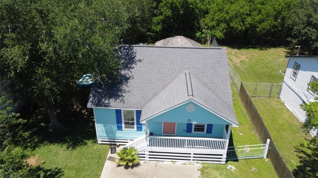 320 10th Street, Dickinson, TX 77539
