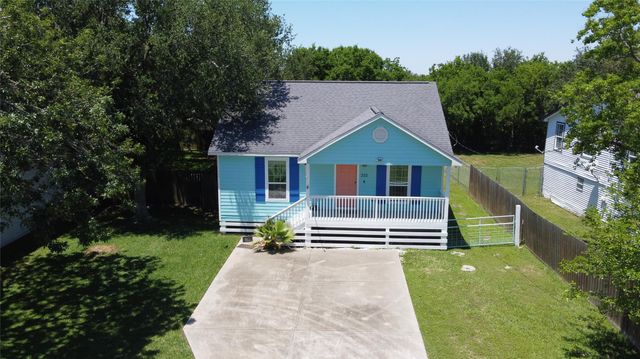 320 10th Street, Dickinson, TX 77539