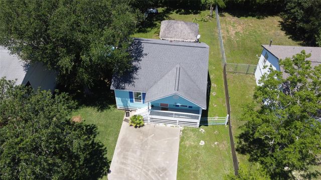 320 10th Street, Dickinson, TX 77539