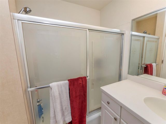 11004 Elm ST, Jonestown, TX 78645