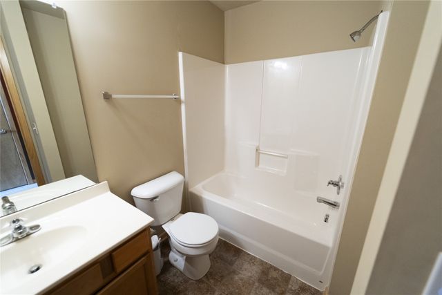 8601 Westown Parkway 6103, West Des Moines, IA 50266
