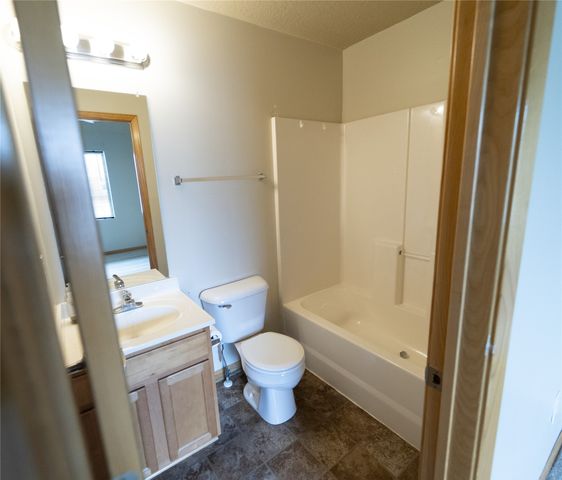 8601 Westown Parkway 6103, West Des Moines, IA 50266