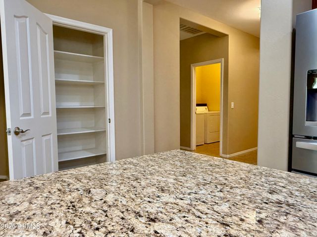 512 E CASTLE ROCK Road, San Tan Valley, AZ 85143