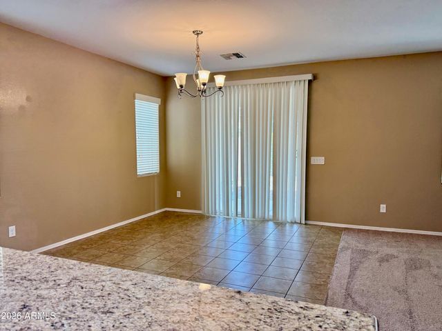 512 E CASTLE ROCK Road, San Tan Valley, AZ 85143