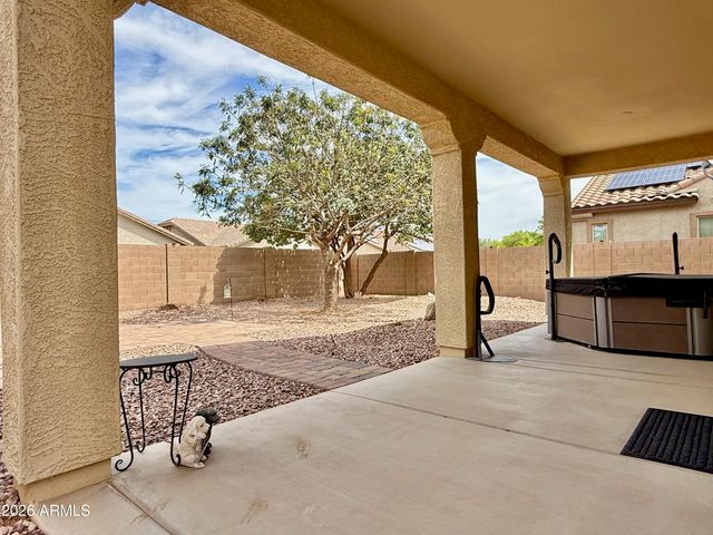512 E CASTLE ROCK Road, San Tan Valley, AZ 85143
