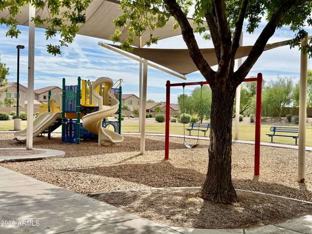 512 E CASTLE ROCK Road, San Tan Valley, AZ 85143