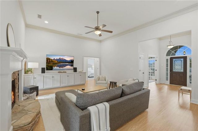 97 Shamus Way, Jefferson, GA 30549