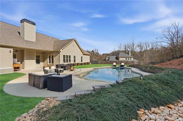 97 Shamus Way, Jefferson, GA 30549