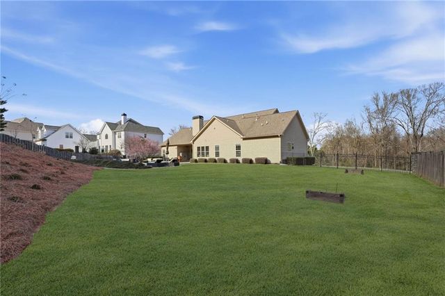 97 Shamus Way, Jefferson, GA 30549