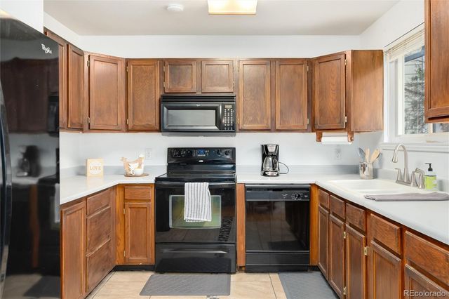 4177 S Lewiston Circle, Aurora, CO 80013