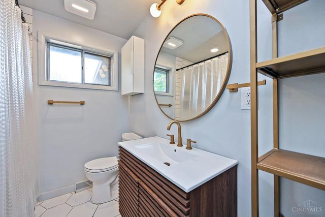 1019 Rosetree Lane, Anderson Twp, OH 45230