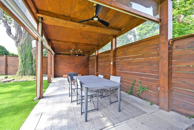 1019 Rosetree Lane, Anderson Twp, OH 45230