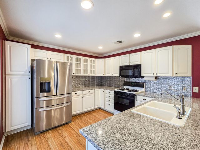 8330 Fathom CIR 603, Austin, TX 78750