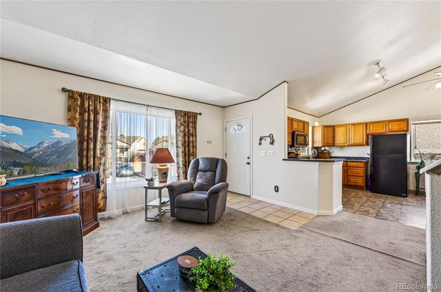 275 Settlement Lane D4, Elizabeth, CO 80107