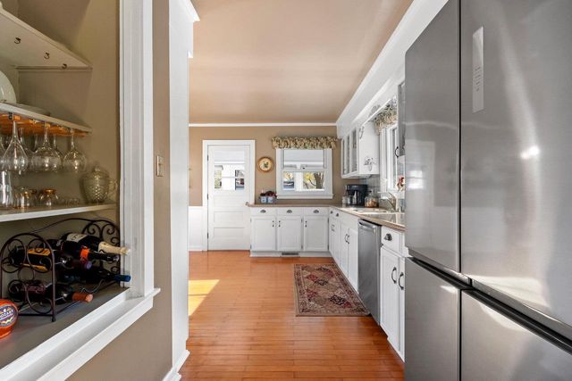 315 E SOUTH RIVER STREET, Appleton, WI 54915