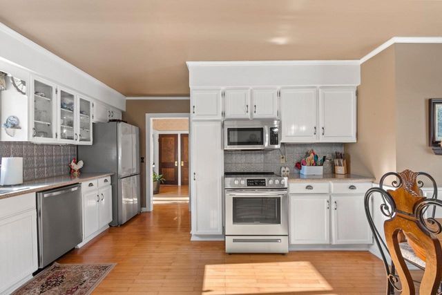 315 E SOUTH RIVER STREET, Appleton, WI 54915