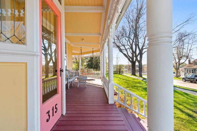 315 E SOUTH RIVER STREET, Appleton, WI 54915