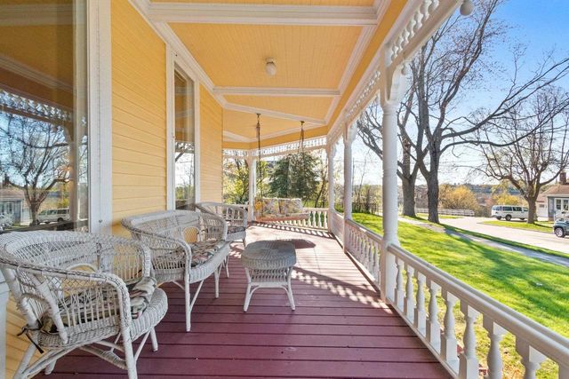 315 E SOUTH RIVER STREET, Appleton, WI 54915