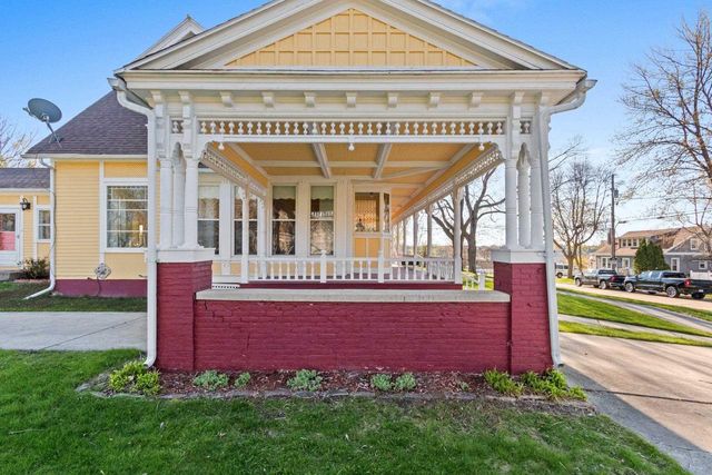 315 E SOUTH RIVER STREET, Appleton, WI 54915