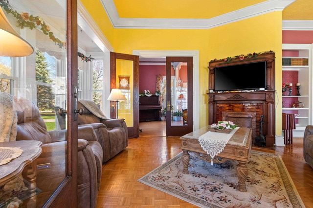 315 E SOUTH RIVER STREET, Appleton, WI 54915
