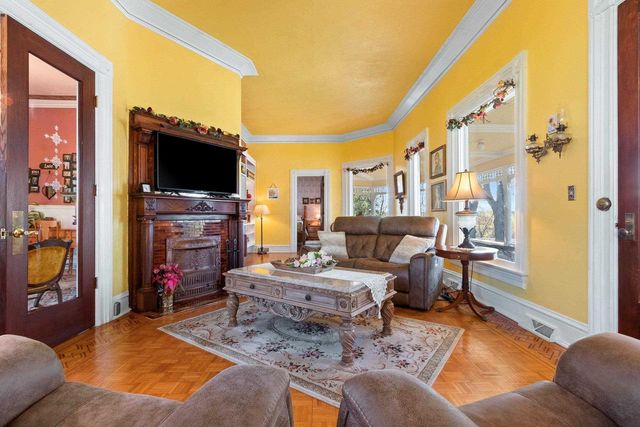 315 E SOUTH RIVER STREET, Appleton, WI 54915