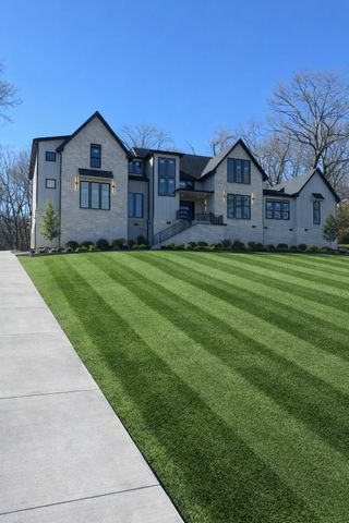 6807 Pennywell Dr, Nashville, TN 37205