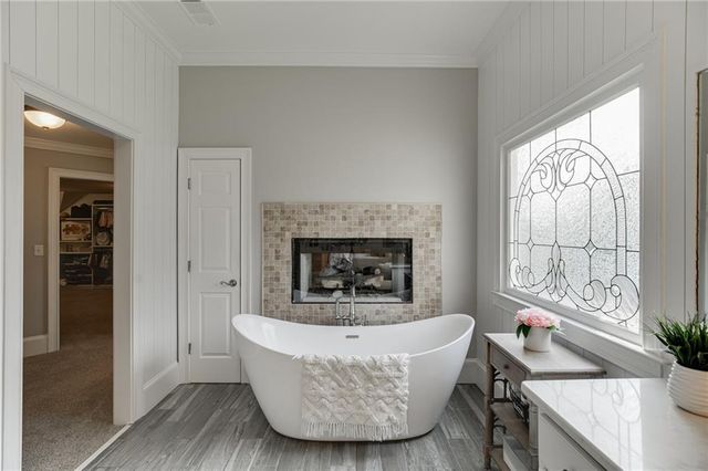 1083 Meadow Bluff Terrace, Suwanee, GA 30024