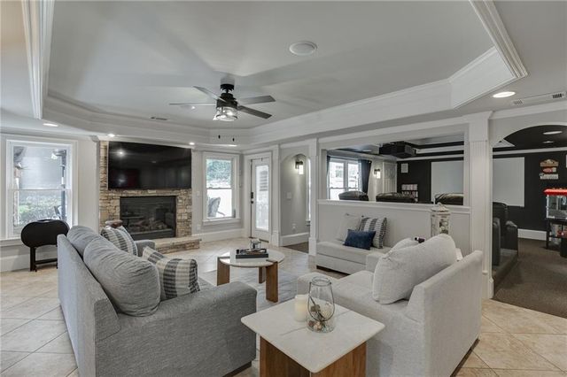 1083 Meadow Bluff Terrace, Suwanee, GA 30024