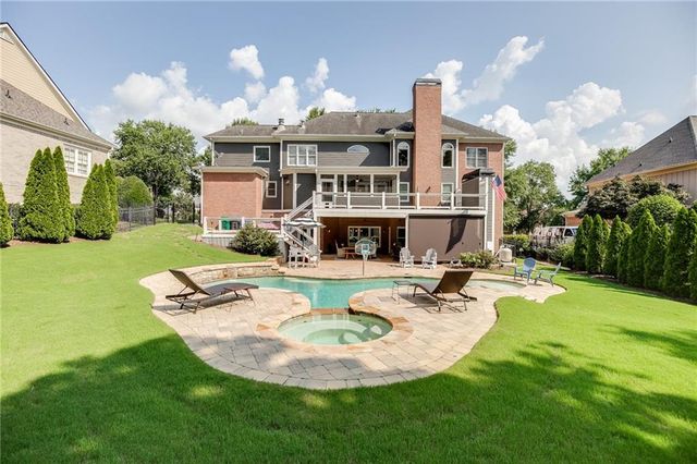 1083 Meadow Bluff Terrace, Suwanee, GA 30024