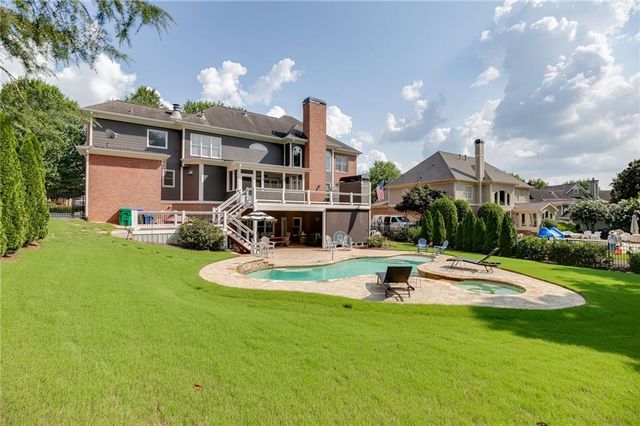 1083 Meadow Bluff Terrace, Suwanee, GA 30024