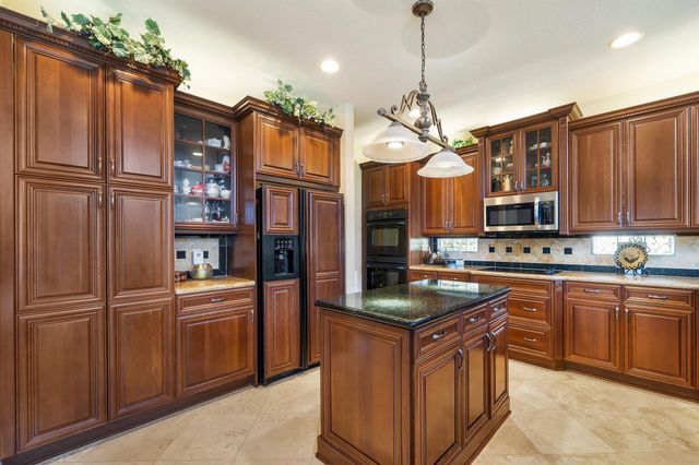 9238 Pineville Drive, Lake Worth, FL 33467