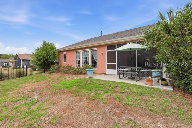 28 Rolling River Dr, Bluffton, SC 29910