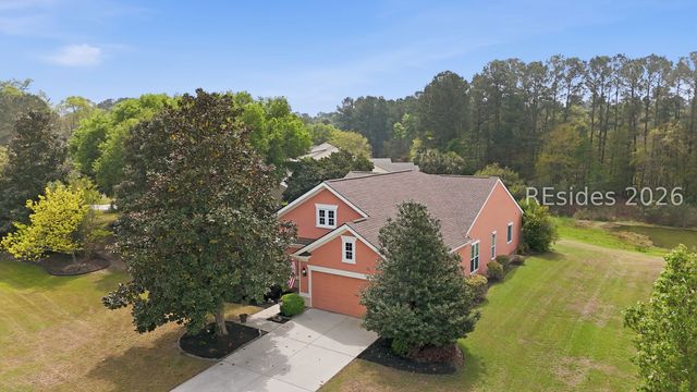 28 Rolling River Dr, Bluffton, SC 29910