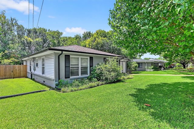 720 N McKown Avenue, Sherman, TX 75092