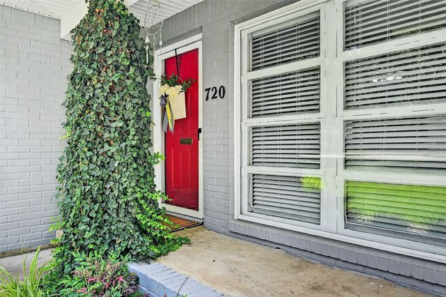 720 N McKown Avenue, Sherman, TX 75092