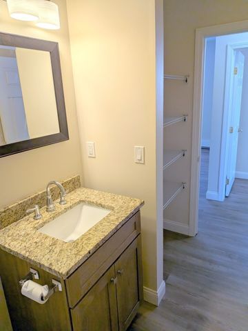 146 Pine St 1, Attleboro, MA 02703