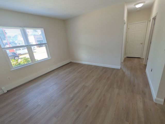 146 Pine St 1, Attleboro, MA 02703
