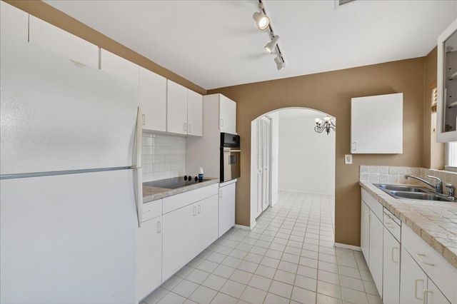 1016 N 16th Avenue 3, Hollywood, FL 33020