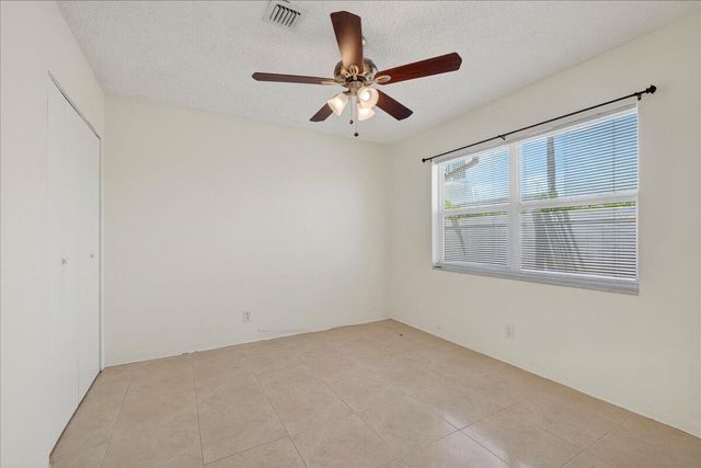 1016 N 16th Avenue 3, Hollywood, FL 33020