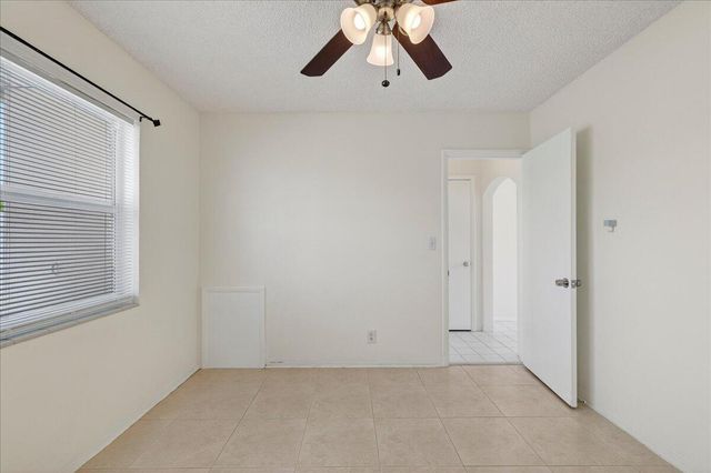 1016 N 16th Avenue 3, Hollywood, FL 33020
