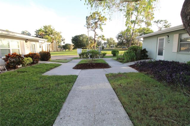 2202 CLUBHOUSE DRIVE 182, Sun City Center, FL 33573
