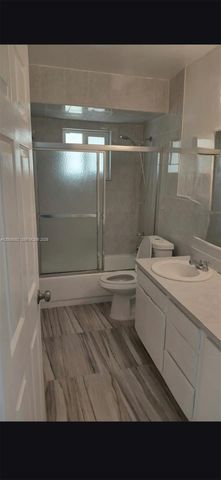 12331 SW 185th St, Miami, FL 33177