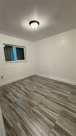 12331 SW 185th St, Miami, FL 33177