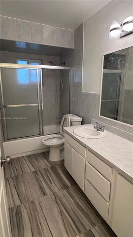 12331 SW 185th St, Miami, FL 33177