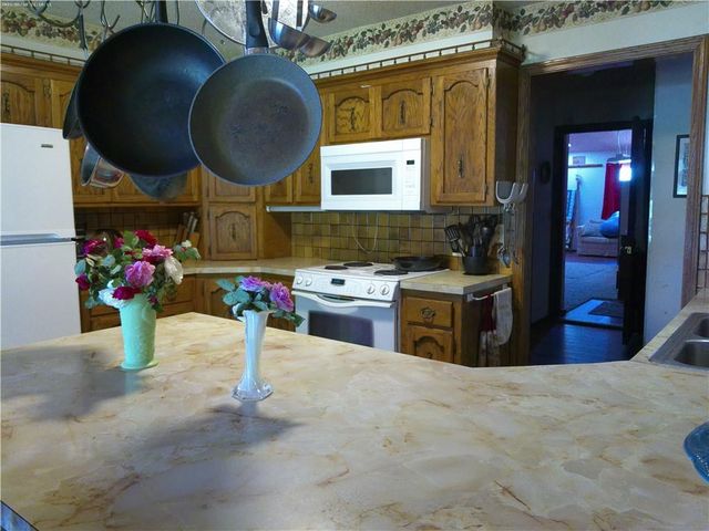 27061 Willow Drive, Paola, KS 66071