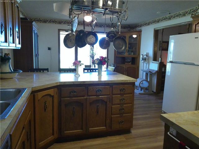 27061 Willow Drive, Paola, KS 66071