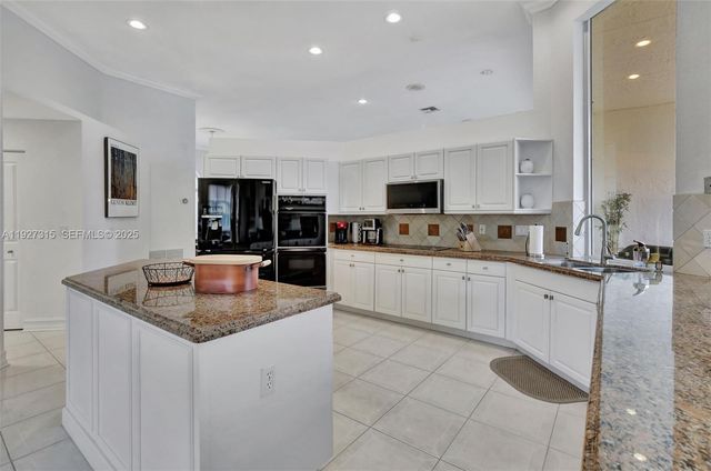 2922 Medinah, Weston, FL 33332