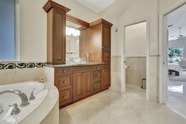 2922 Medinah, Weston, FL 33332