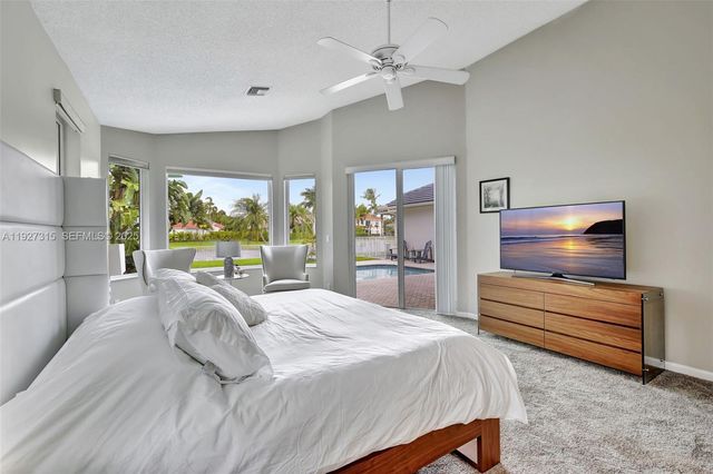 2922 Medinah, Weston, FL 33332